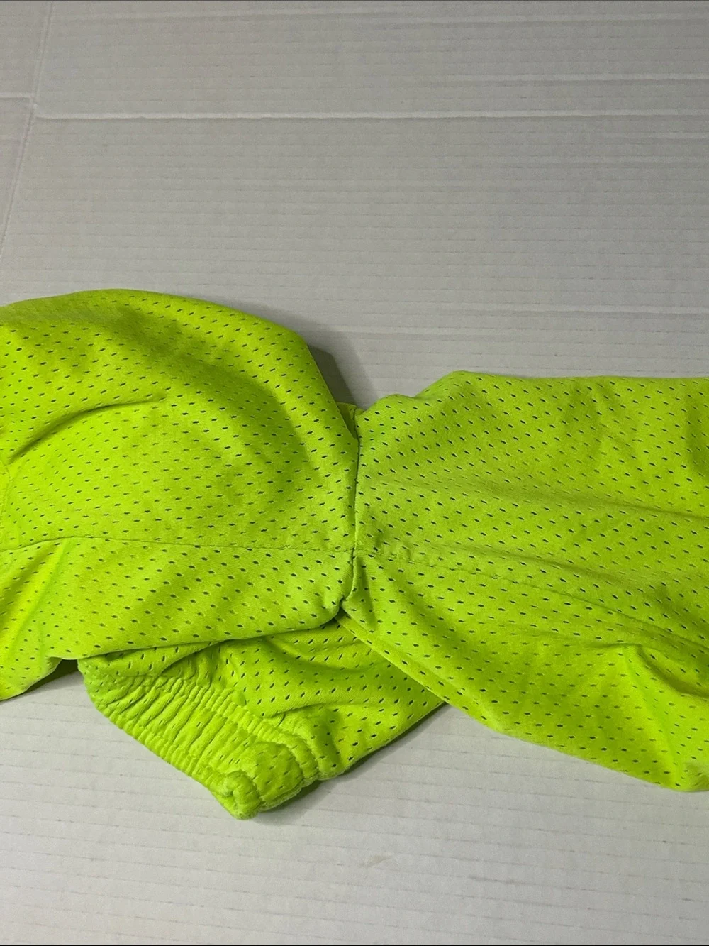 Nike Boys Size 7 Lined Neon Lime Performance Shorts embroidered logo